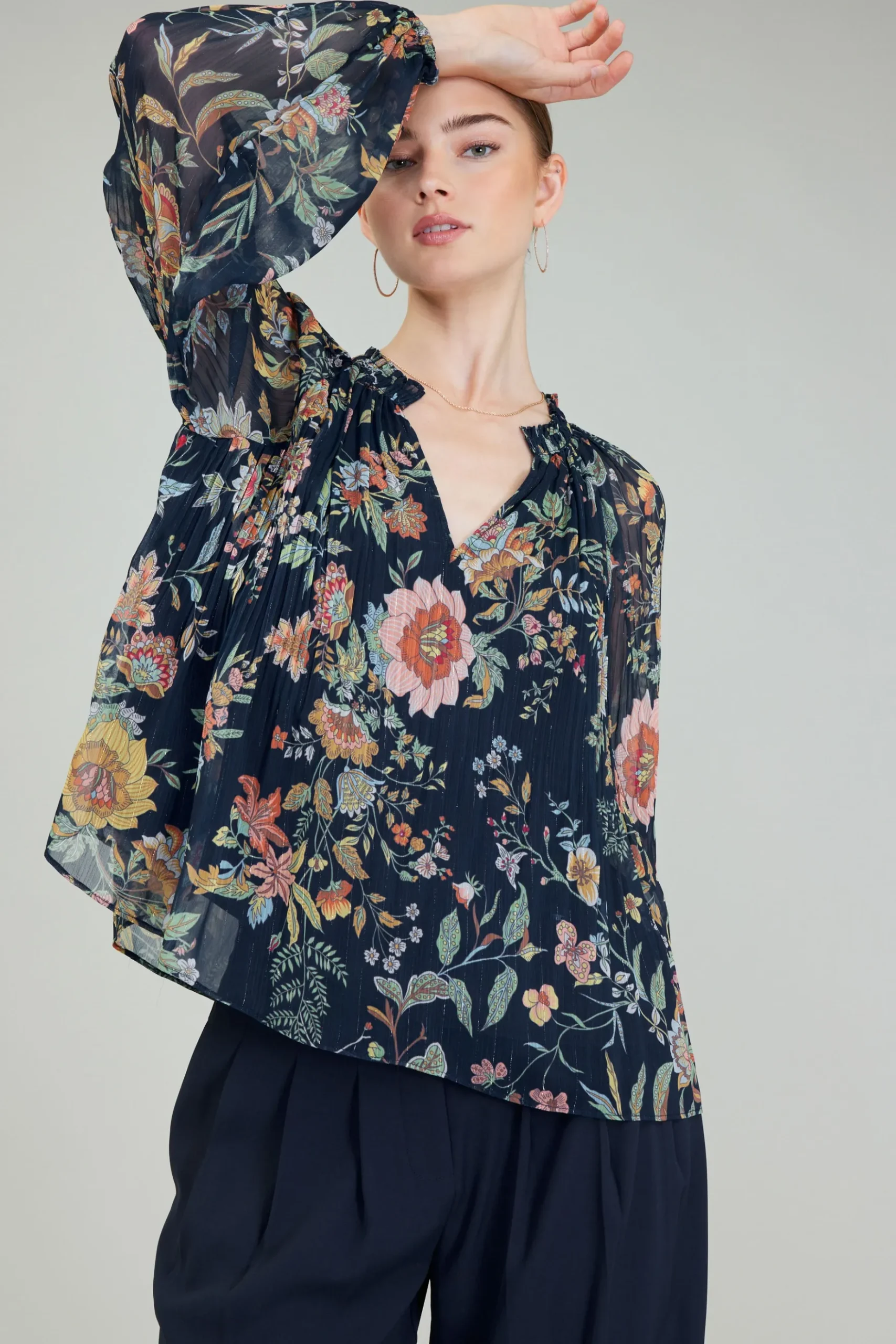 Current Air Glimmer Botanical Pleated Blouse NAVYMLT Fashion