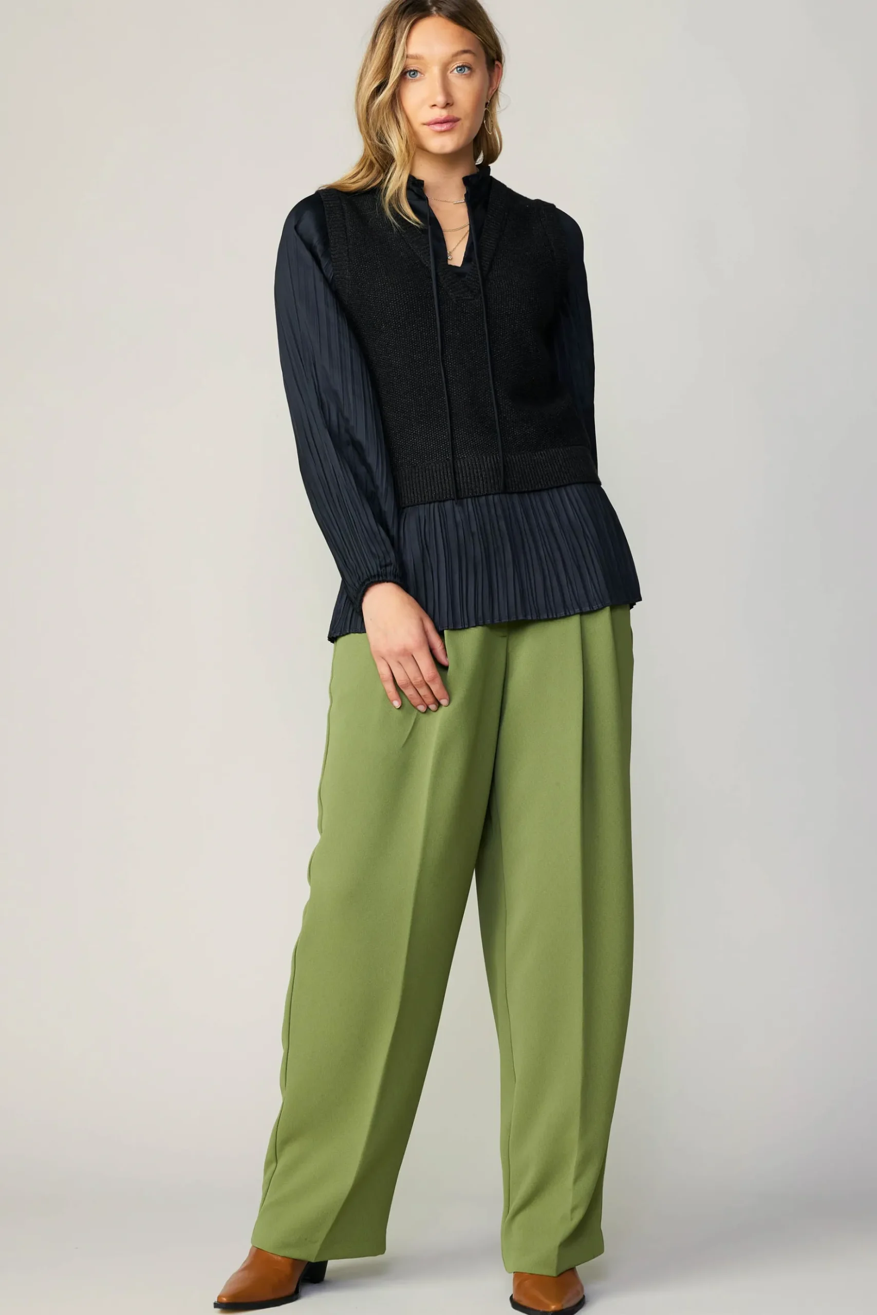 Current Air Pleated Blouse Sweater Vest BLACK Sale