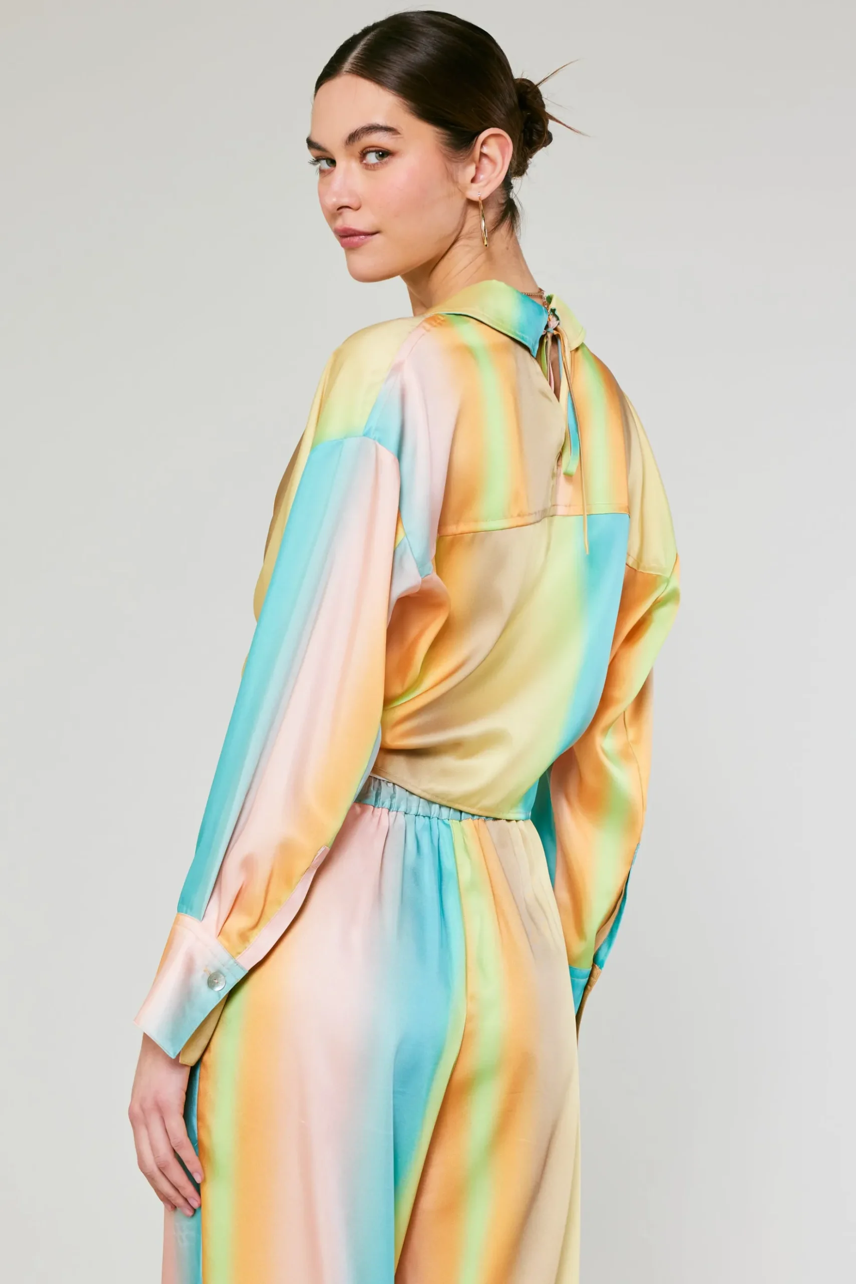 Current Air Prismatic Gradient Front Tie Shirt DESERTRAINBOW Hot